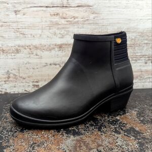 Womens Bogs Vista Ankle Winter Boots Sz 6 37 Used Waterproof Muck 72406